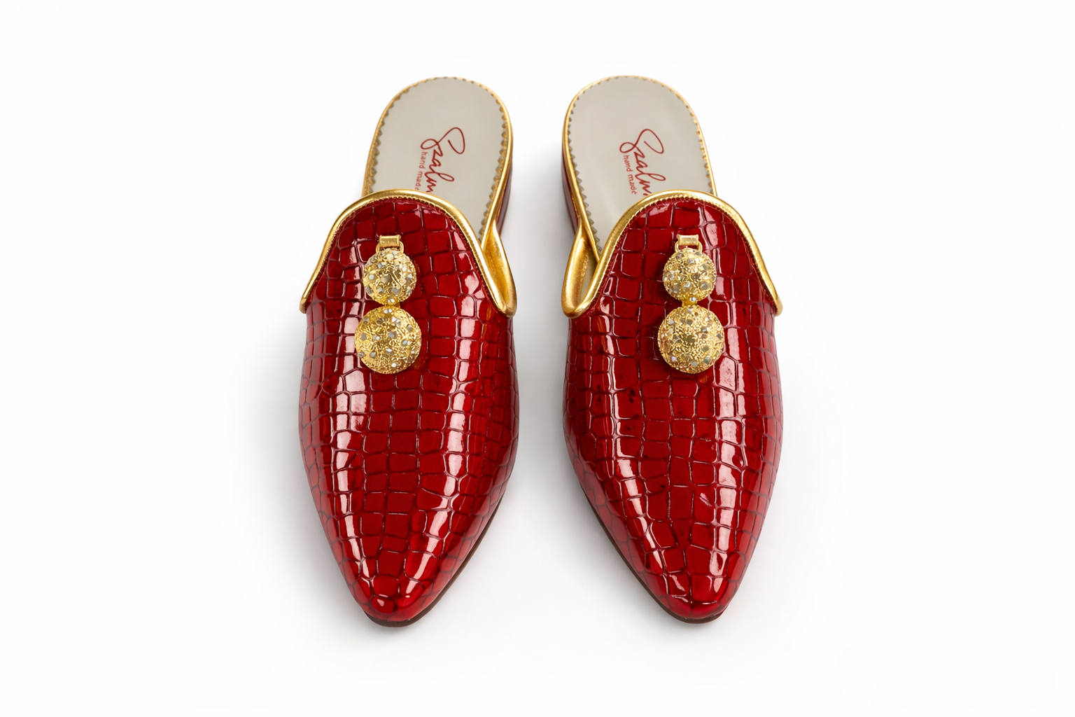 Kézzel készített papucs