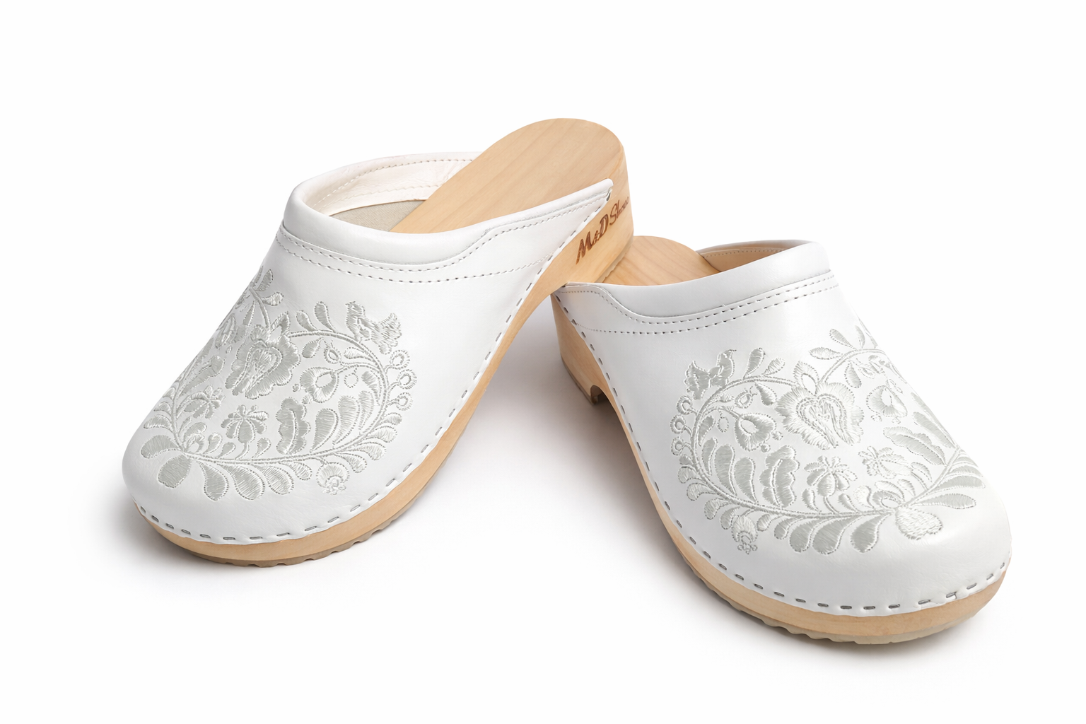 Kézzel készített papucs